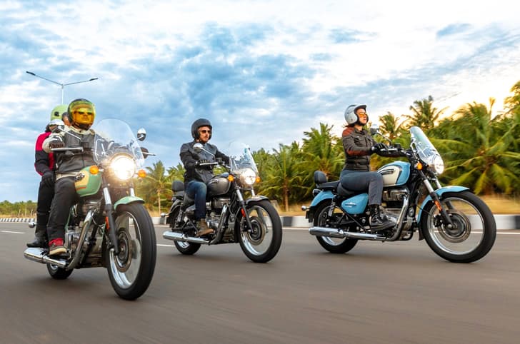 The top-spec Supernova variant also gets aluminium switch cubes and the LED headlight now.